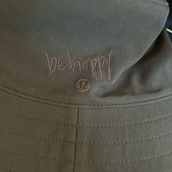 🍋 Lululemon Both Ways Bucket Hat Graphic NWT Sold Out Online - Picture 6 of 8